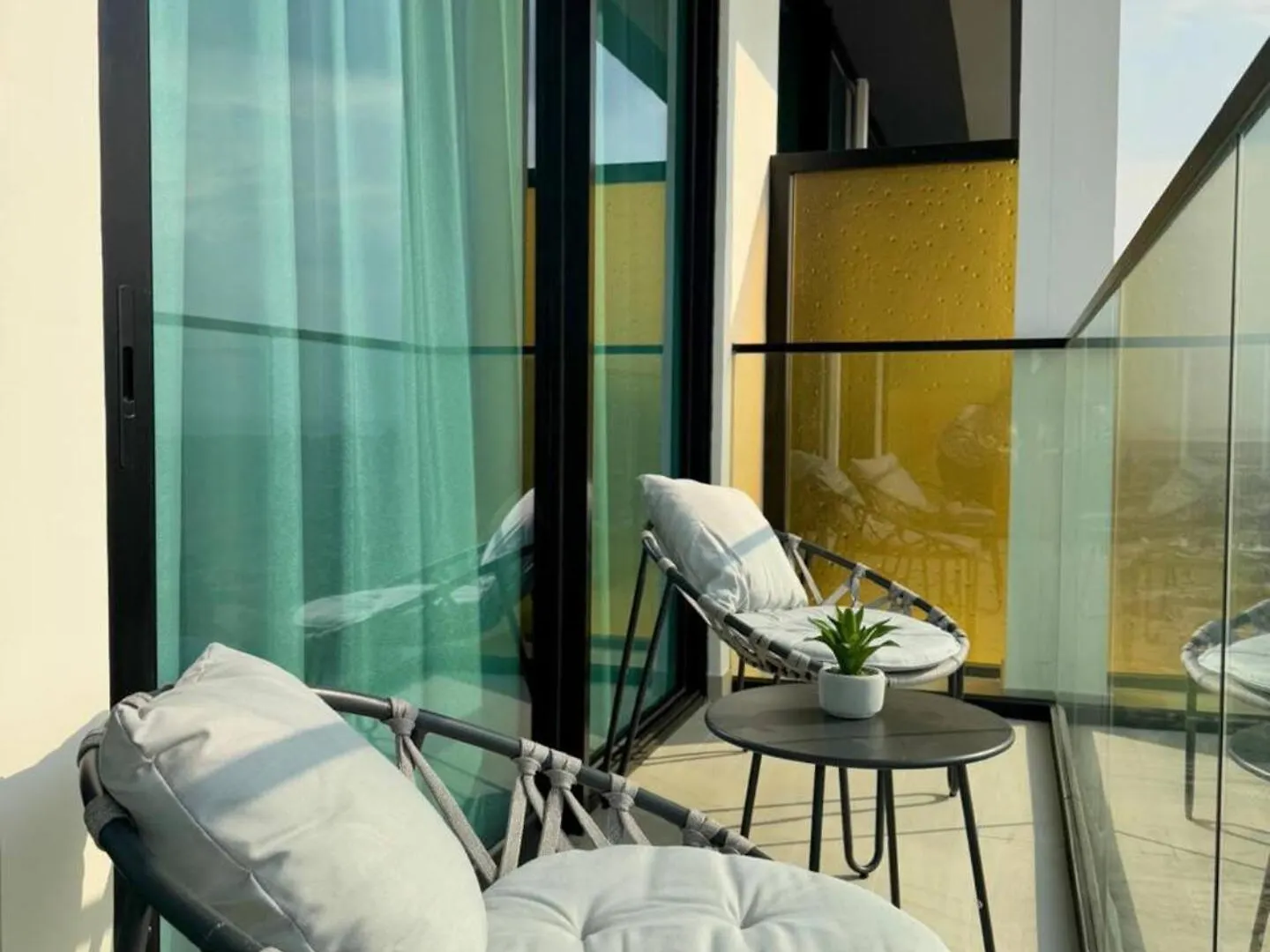 Cozy 1-Bedroom Apartment In Jvc Dubai 0*,